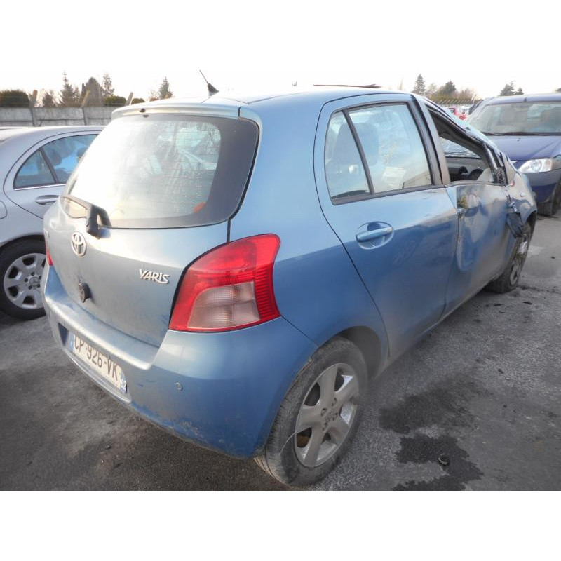 Capot TOYOTA YARIS 2 Photo n°5