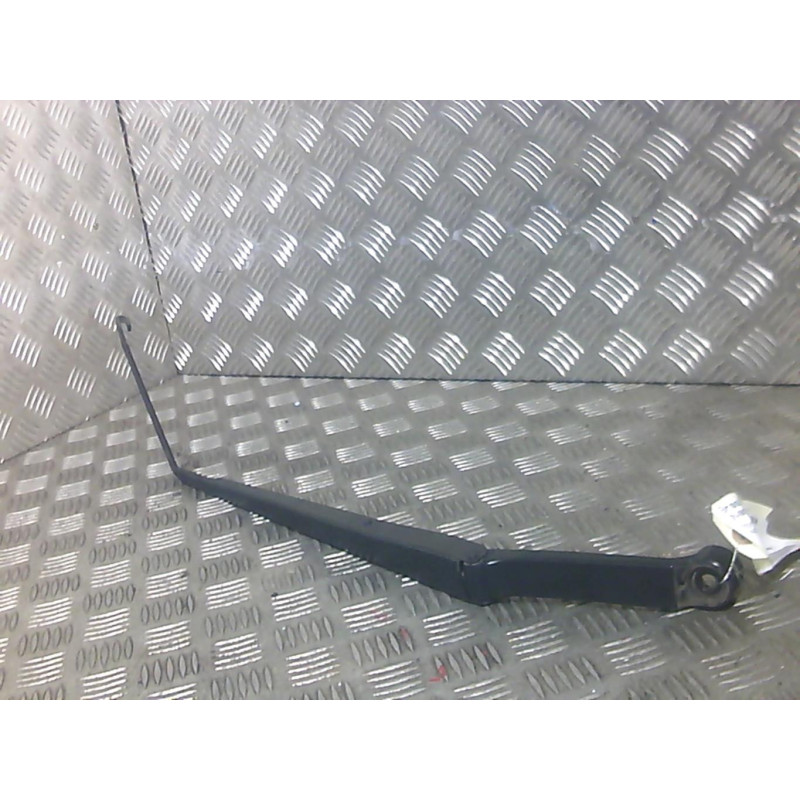 Bras essuie glace avant droit TOYOTA AVENSIS VERSO Photo n°1