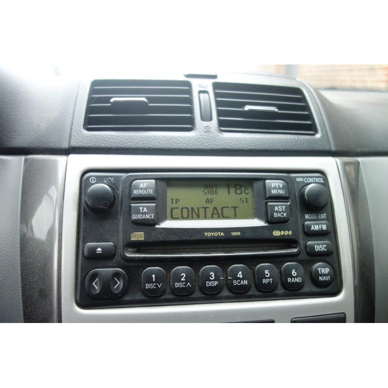 Boite a gants TOYOTA AVENSIS VERSO Photo n°9