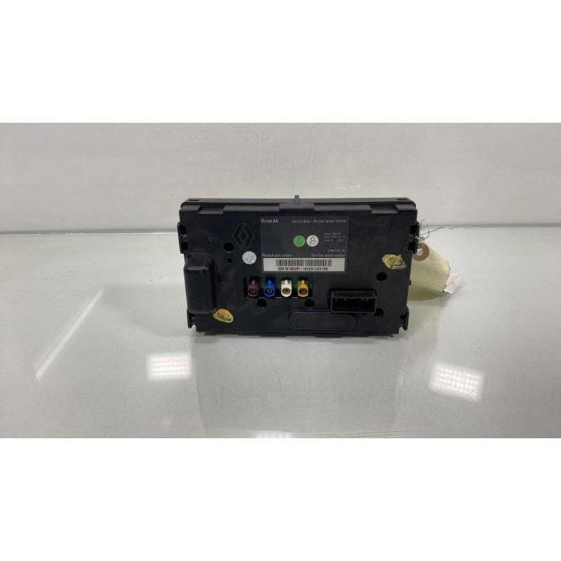 Ecran GPS RENAULT CLIO 3 Photo n°2