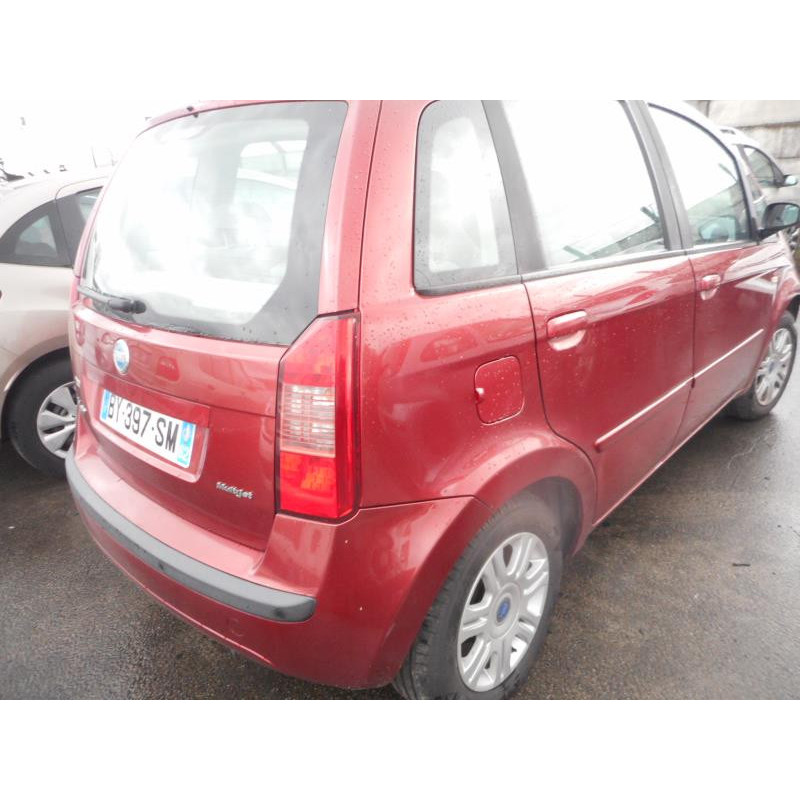 Calandre FIAT IDEA Photo n°4