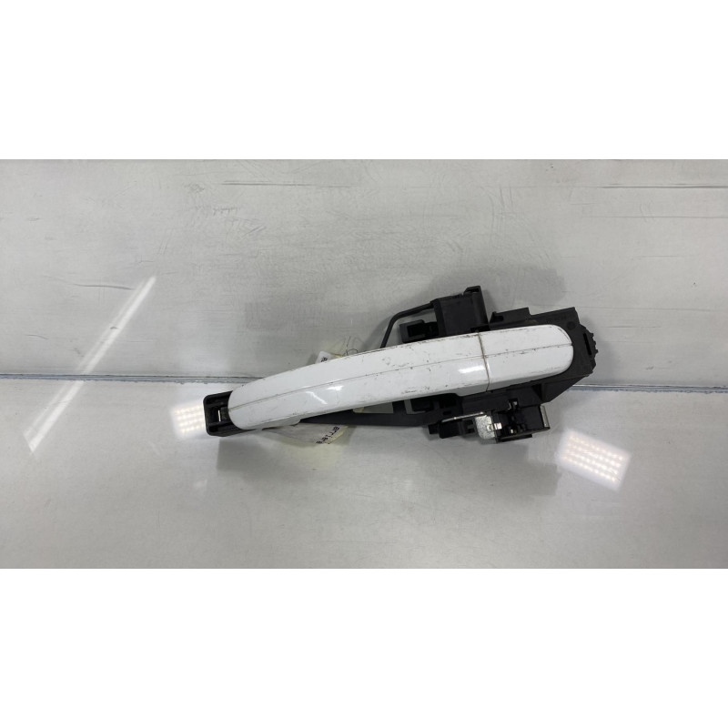 Poignee porte arriere droit FORD FOCUS 3 Photo n°1