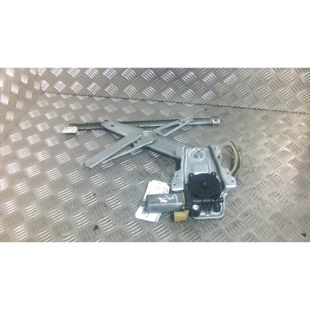 Leve vitre electrique avant droit TOYOTA YARIS 1 Photo n°1