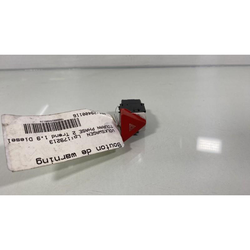 Bouton de warning VOLKSWAGEN TOURAN 1 Photo n°1