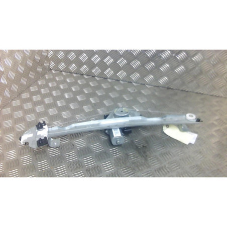 Leve vitre electrique avant droit DACIA DUSTER 1 Photo n°1