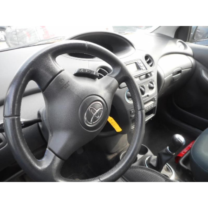 Leve vitre electrique arriere gauche TOYOTA YARIS 1 Photo n°7