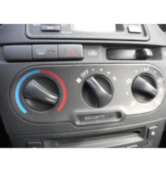 Leve vitre electrique arriere gauche TOYOTA YARIS 1
