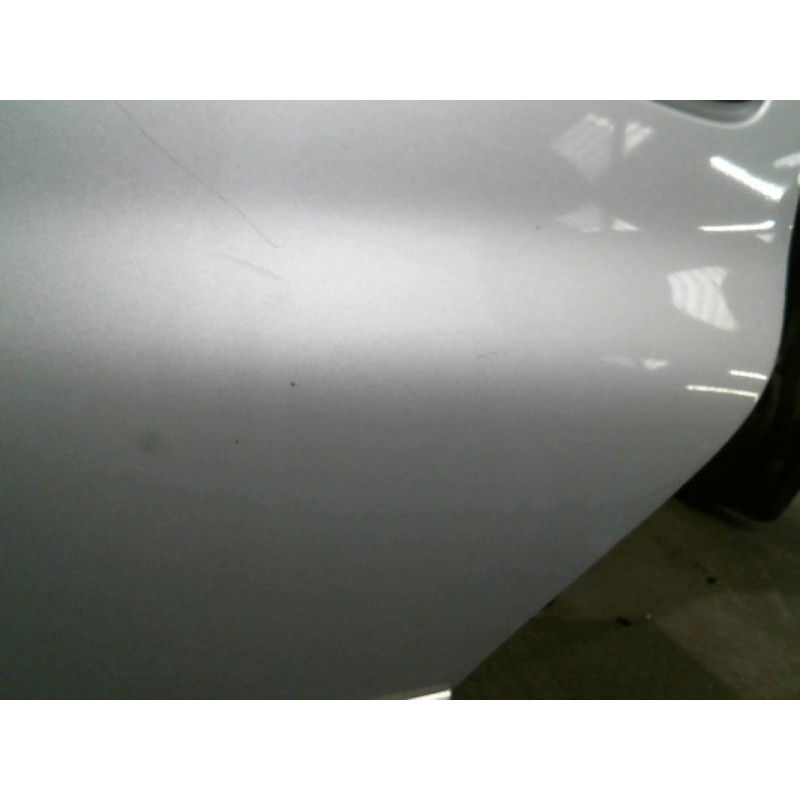Porte arriere gauche TOYOTA YARIS VERSO Photo n°3