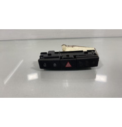 Bouton de warning OPEL ASTRA J Photo n°1