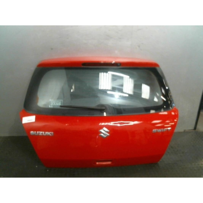 Malle/Hayon arriere SUZUKI SWIFT 3 Photo n°1