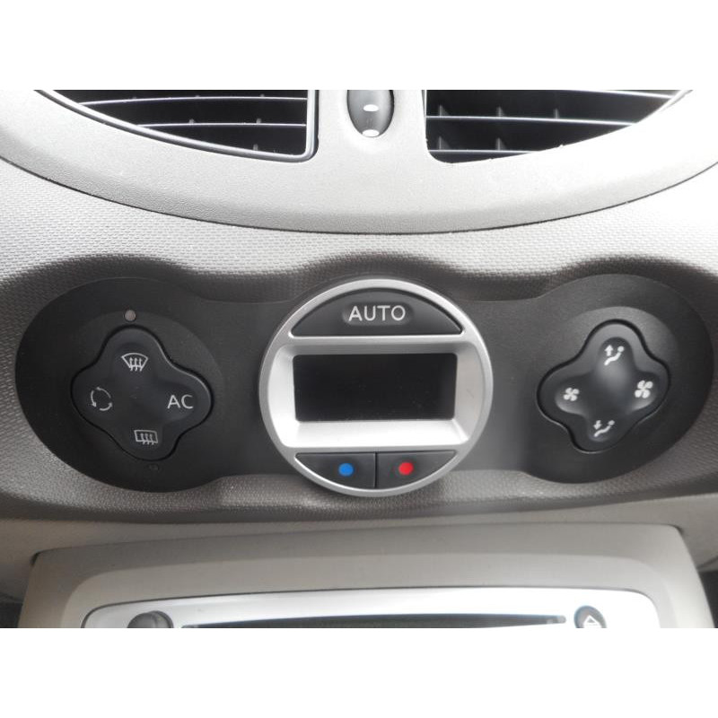 Poignee porte avant droit RENAULT TWINGO 2 Photo n°10