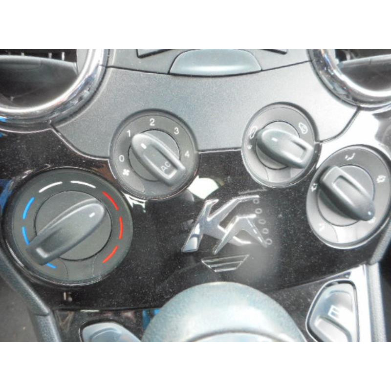 Cremaillere assistee FORD KA 2 Photo n°6