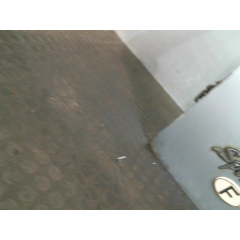 Malle/Hayon arriere KIA SPORTAGE 1 Photo n°2