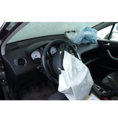 Vitre avant gauche PEUGEOT 308 1