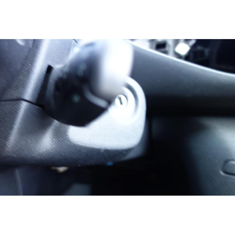 Poignee interieur arriere droit PEUGEOT 308 2 Photo n°10