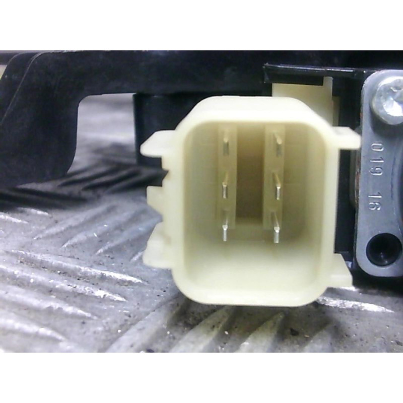 Leve vitre electrique arriere droit FORD MONDEO 4 Photo n°2
