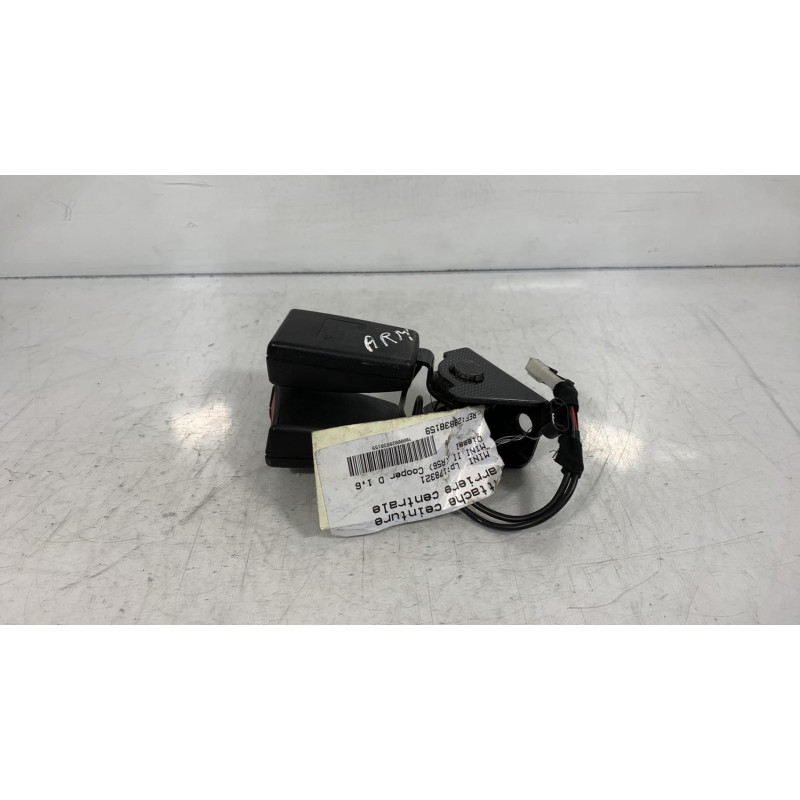 Attache ceinture arriere centrale MINI MINI 2 R56 Photo n°1