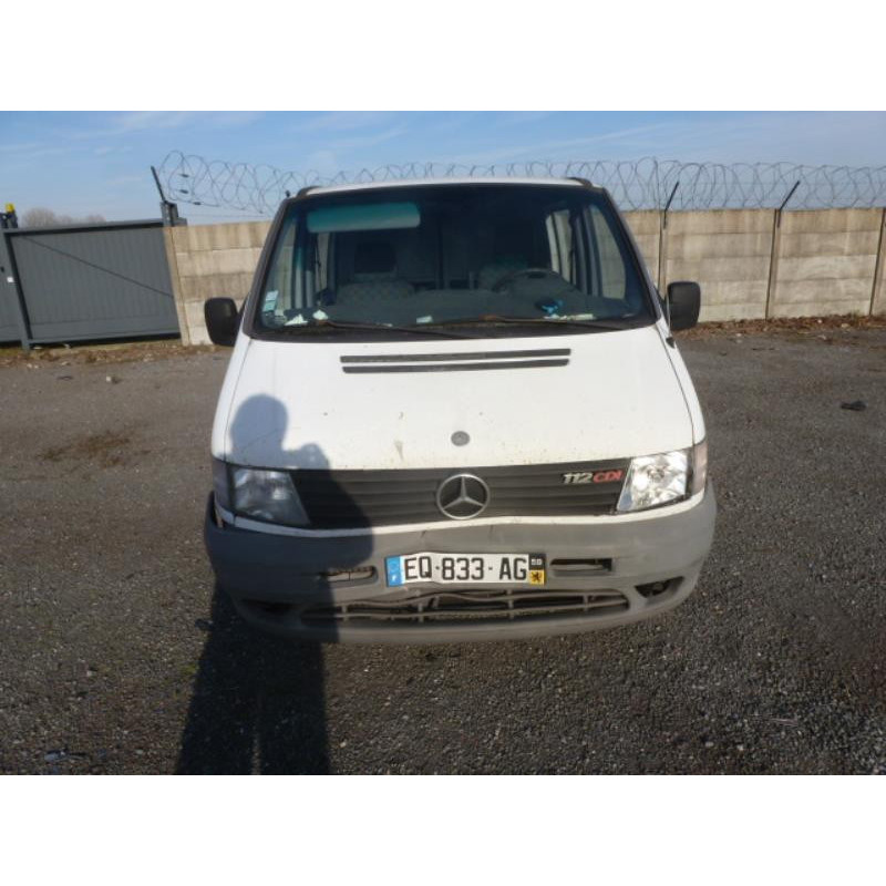 Poignee interieur arriere droit MERCEDES VITO 638 Photo n°4