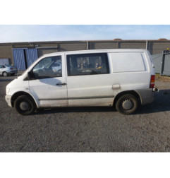 Poignee interieur arriere droit MERCEDES VITO 638