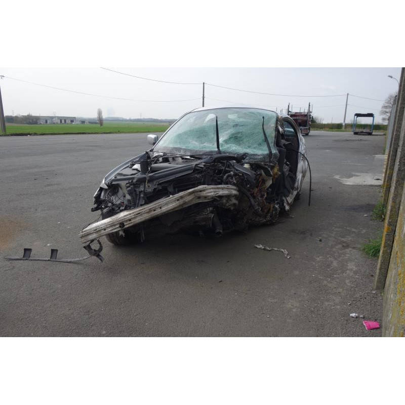 Feu arriere secondaire gauche (feux) BMW SERIE 3 E46 Photo n°4