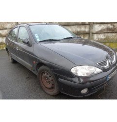 Pare choc avant RENAULT MEGANE 1
