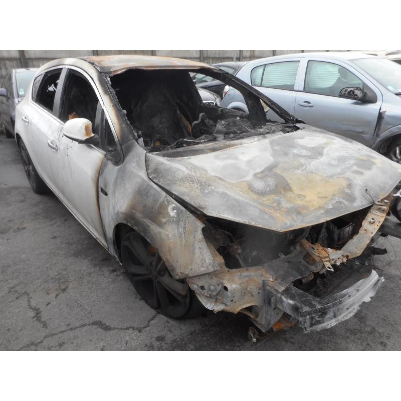Feu arriere secondaire droit (feux) OPEL ASTRA J Photo n°5