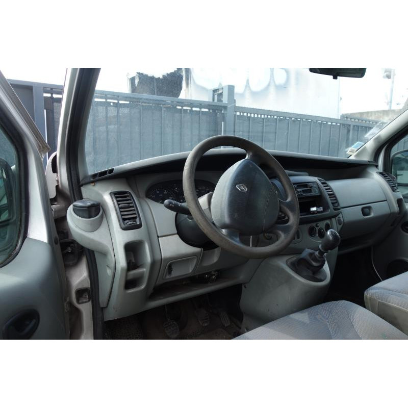Poignee porte avant gauche RENAULT TRAFIC 2 Photo n°9