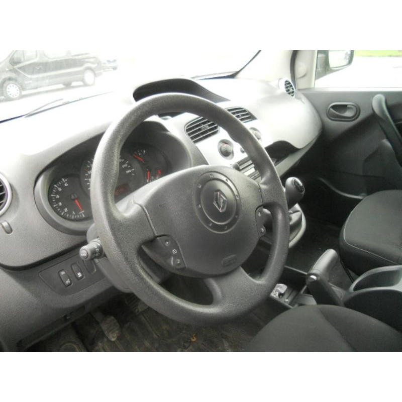 Charniere de porte de coffre gauche RENAULT KANGOO 2 Photo n°8