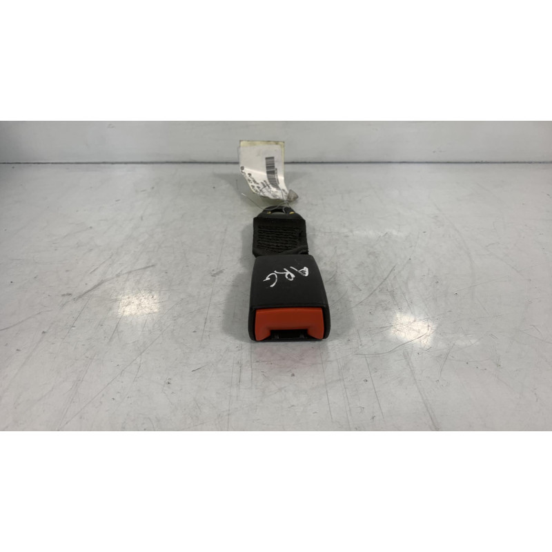 Attache ceinture arriere gauche FORD KA 2 Photo n°2