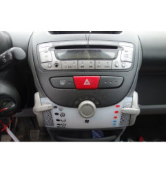 Vitre avant gauche PEUGEOT 107