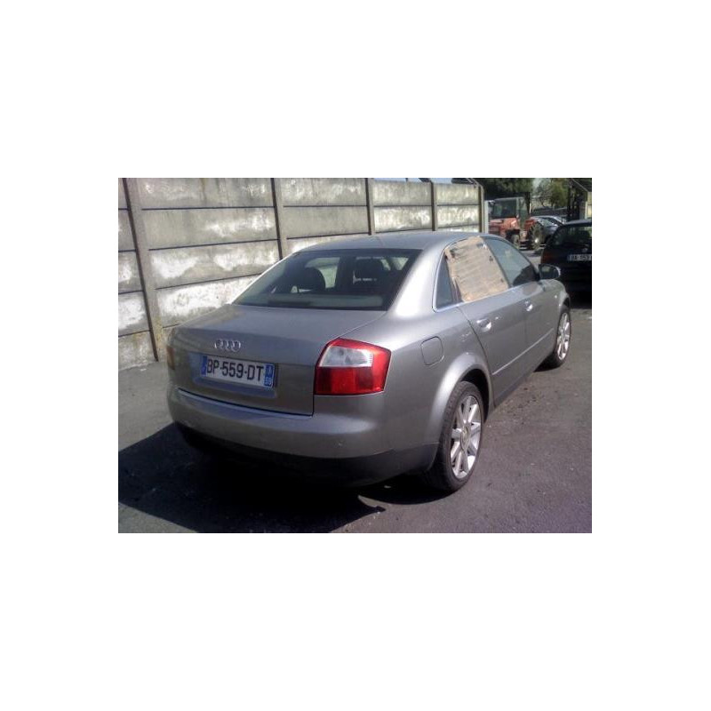 Pare choc arriere AUDI A4 2 Photo n°5