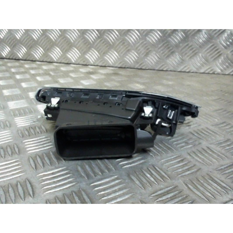 Aerateur tableau de bord avant droit PEUGEOT 2008 1 Photo n°2