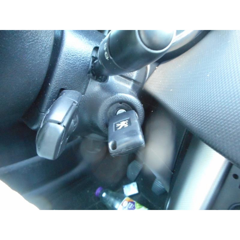Com (Bloc Contacteur Tournant+Commodo Essuie Glace+Commodo Phare) PEUGEOT 207 Photo n°17