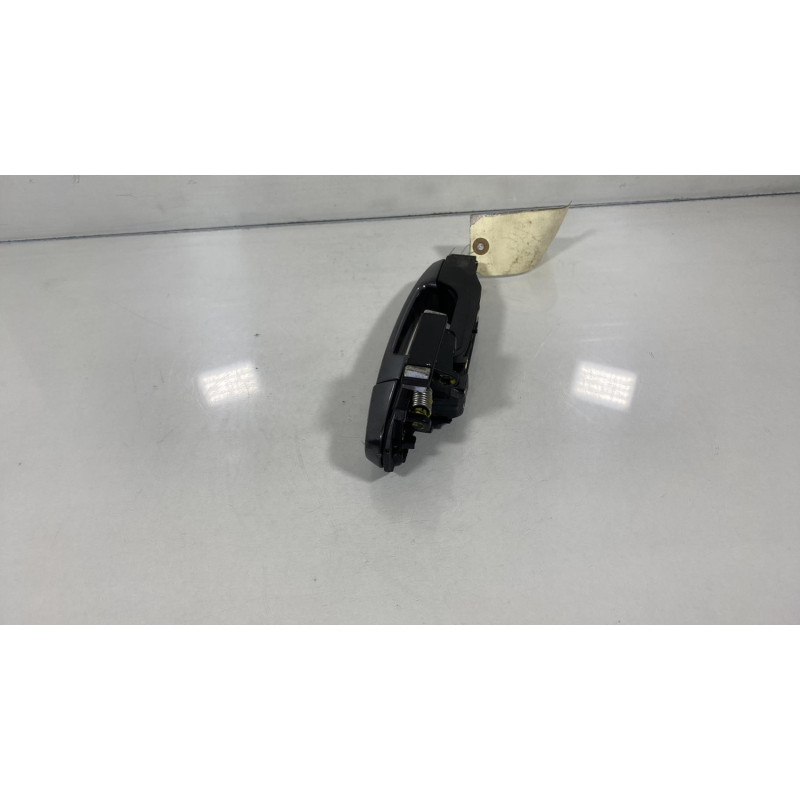 Poignee porte arriere gauche TOYOTA YARIS 2 Photo n°2