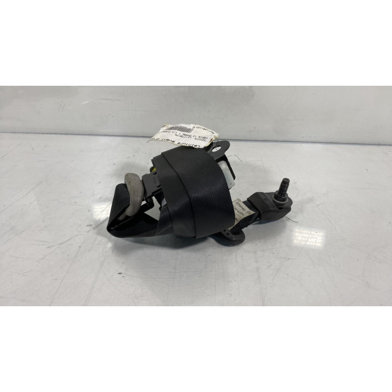 Pretensionneur de ceinture avant droit TOYOTA YARIS 2 Photo n°2