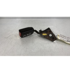 Attache ceinture arriere droit PEUGEOT 407 Photo n°1