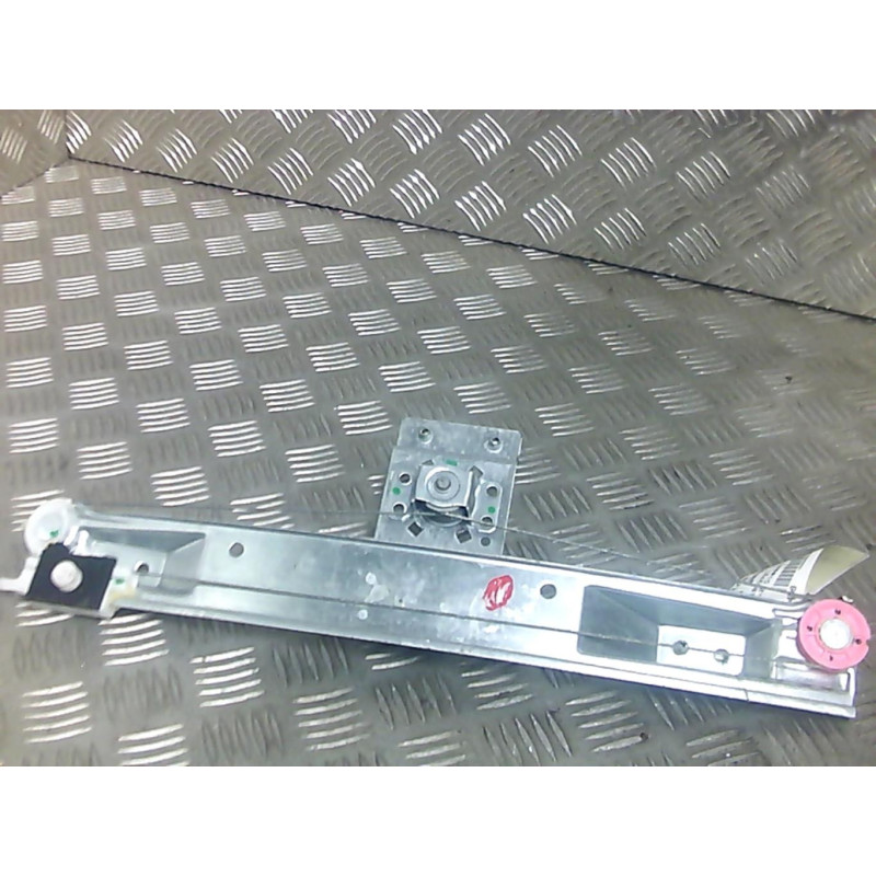 Leve vitre mecanique arriere gauche OPEL CORSA E Photo n°1
