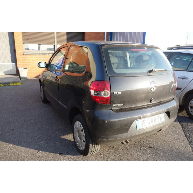 Pompe lave glace avant VOLKSWAGEN FOX Photo n°7