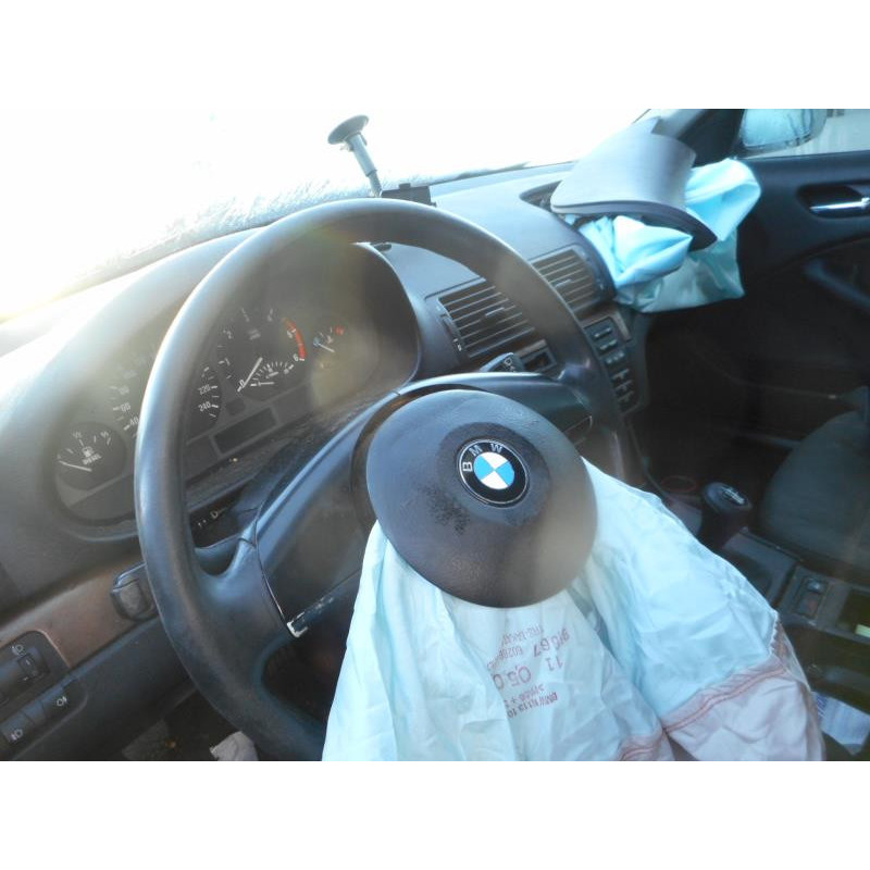 Feu arriere principal droit (feux) BMW SERIE 3 E46 Photo n°8