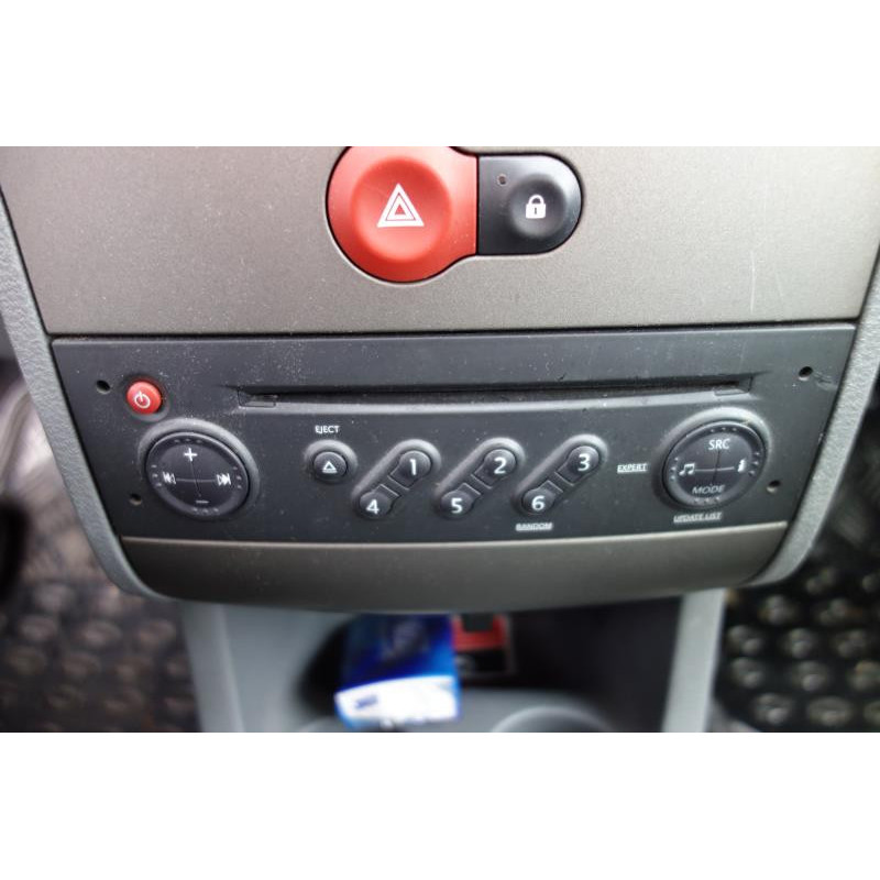 Porte avant droit RENAULT MODUS Photo n°11