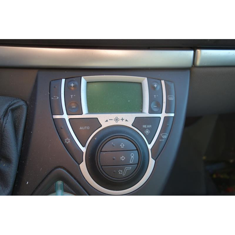 Bouton de warning PEUGEOT 807 Photo n°10