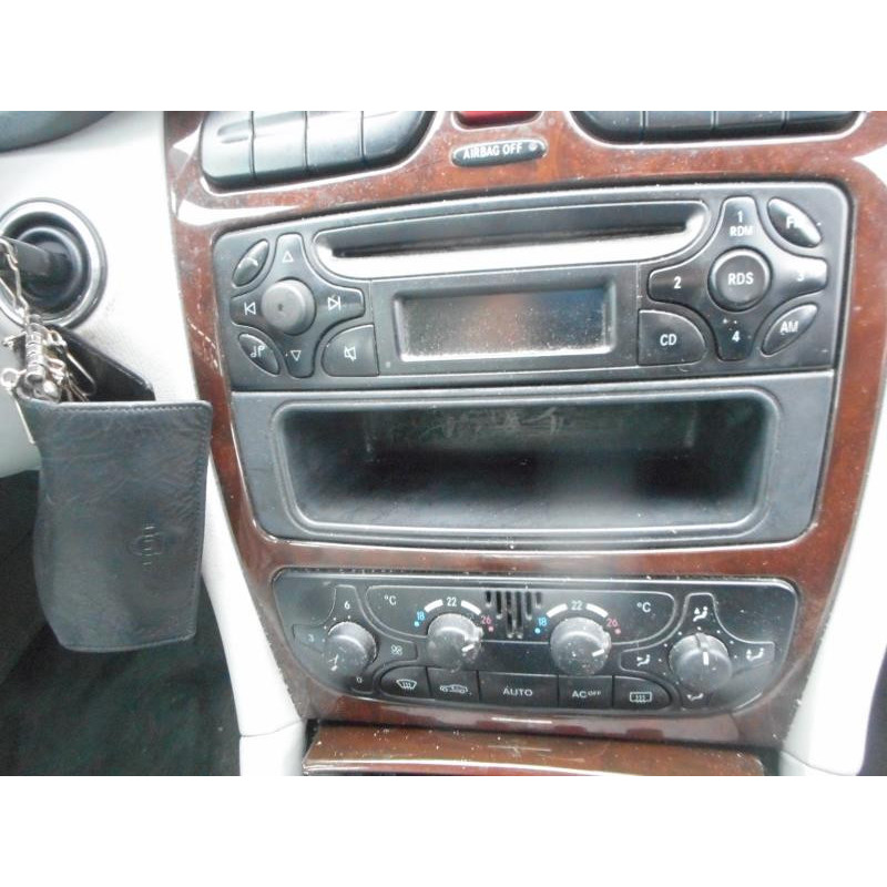 Porte arriere droit MERCEDES CLASSE C 203 Photo n°10