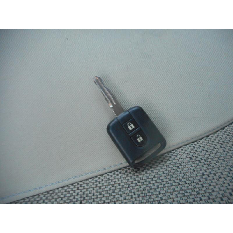 Verin de coffre NISSAN MICRA 3 Photo n°10