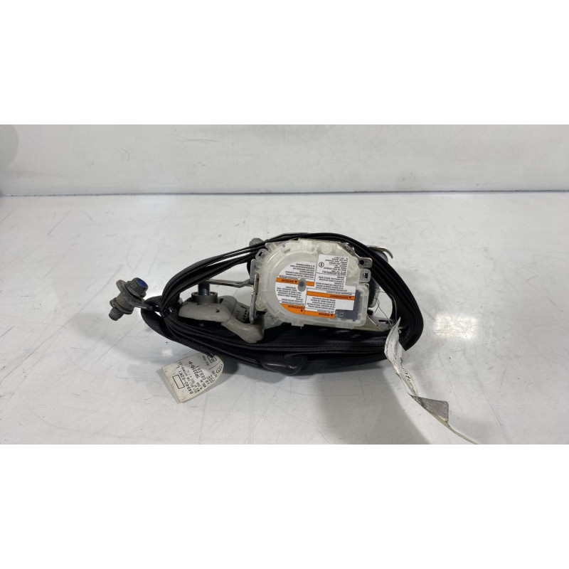 Pretensionneur de ceinture avant gauche SUZUKI SWIFT 3 Photo n°1