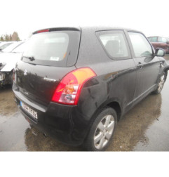 Poignee interieur avant droit SUZUKI SWIFT 3