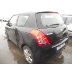 Poignee interieur avant droit SUZUKI SWIFT 3