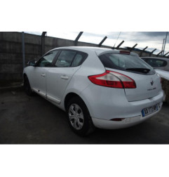 Pretensionneur de ceinture avant gauche RENAULT MEGANE 3