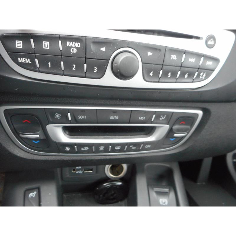 Poignee interieur avant droit RENAULT SCENIC 3 Photo n°10