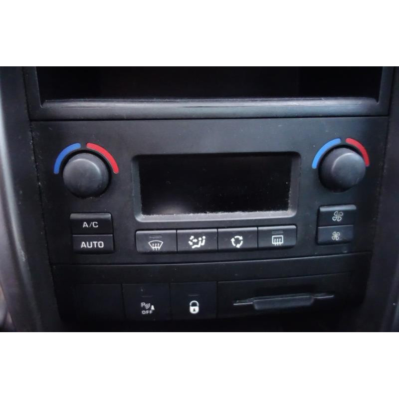 Poignee porte avant droit PEUGEOT 207 Photo n°9