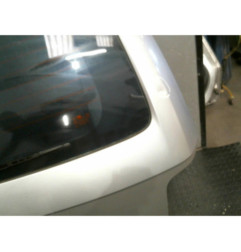Malle/Hayon arriere KIA CARNIVAL 1